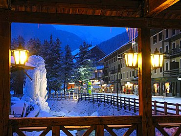 Santa Caterina Valfurva at dusk, Valtellina, Lombardy, Italy, Europe