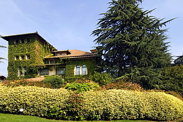 Garden, L'Albereta inn, Franciacorta, Lombardy, Italy