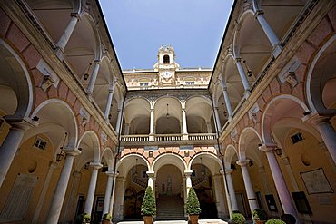 Town Hall courtyard, Via Garibaldi, Strade Nuove, Rolli Palaces, Genoa, Ligury, Italy