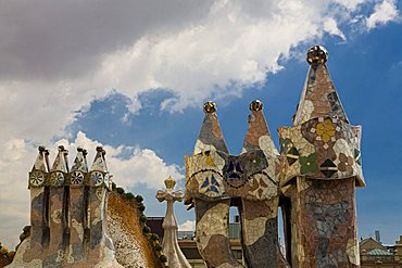 Chimney, Casa Battlò of Antoni Gaudì, Passeig de Gràcia, Barcelona, Spain, Europe