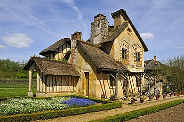 Hameau de Marie Antoinette, Giardini del Petit Trianon, Palace of Versailles, Versailles, Paris, Ile-de-France, France, Europe