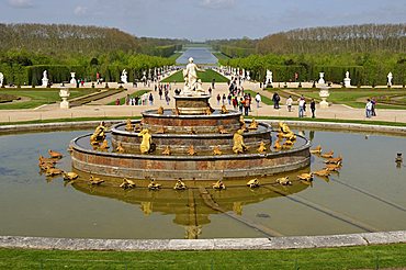 Bassin de Latone, Palace of Versailles, Versailles, Paris, Ile-de-France, France, Europe