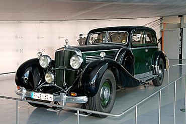 Maybach Zeppelin, Zeppelin Museum, Friedrichshafen, Baden-Württemberg, Germany, Europe 