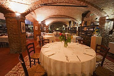 The "Enoteca" Restaurant, interior, Canelli, Asti, Piemonte, Italy, Europe