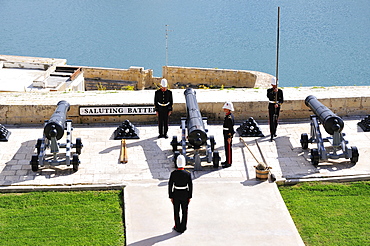 Saluting battery, Valletta, Malta, Europe