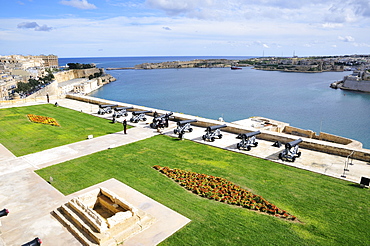 Saluting battery, Valletta, Malta, Europe