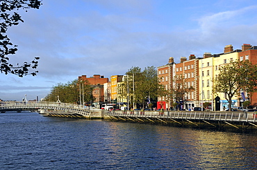 Liffey river, Dublin, Republic of Ireland, Europe