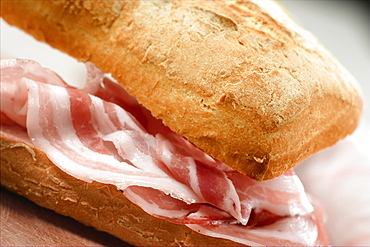 Bacon sandwich, Italy