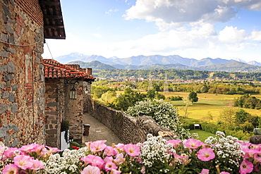 Medieval village of Ricetto di Candelo used as a refuge in times of attack during the Middle Age, Biella, Piedmont, Italy, Europe