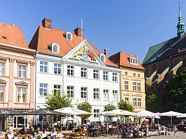 Buildings lining the Alte Markt (old market). The Hanseatic City Stralsund. The old town is listed as UNESCO World Heritage. Europe, Germany, West-Pomerania, June