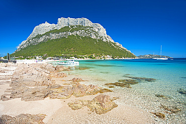 Il Passetto, Isola di Tavolara, Loiri Porto San Paolo, Sardinia, Italy, Europe