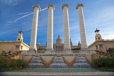 Four Columns fountain, Font màgica de Montjuïc, Barcelona, Catalonia, Spain, Europe