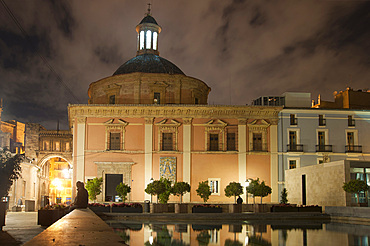 Passaje de Emili Aparicio Olmos, Basilica de la Mare de Deu, Plaza de Almojna, Valencia, Spain, Europe