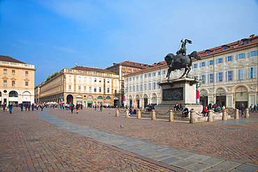 Piazza San Carlo, historic city center, Turin, Piedmont, Italy, Europe