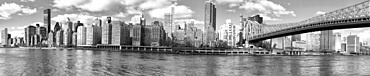 Panoramic view of Manhattan skyline from Roosevelt Island, New York City.