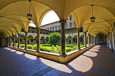 Chiostro dei Canonici, S.Lorenzo, Florence, Tuscany, Italy, Europe