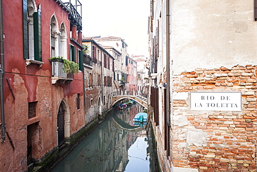 Rio de la toletta, a canal located in the Dorsoduro district, Venice, Italy, Veneto, Europe