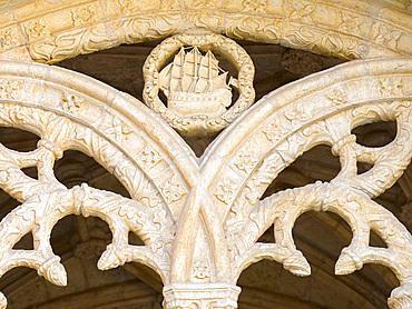 The two storied cloister, detail. Mosteiro dos Jeronimos (Jeronimos Monastery, Hieronymites Monastery) in Belem, listed as UNESCO world heritage. Lisbon (Lisboa), the capital of Portugal Europe, Southern Europe, Portugal