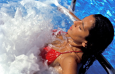 Outdoor thermal pool with hydromassage, Porto Mannu thalassotherapy centre, Palau, Sardegna, Italy 