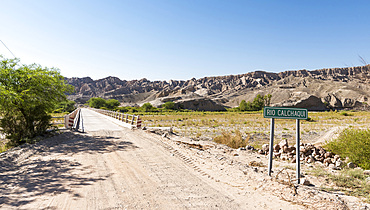 Famous Routa 40 crossing Quebrada de Las Flechas in the region Valles Calchaquies, province Salta. South America, Argentina, Cafayate, November