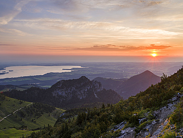 View towards lake Chiemsee and the foothills of the Alps near Rosenheim and Prien. Europe, Germany, Bavaria