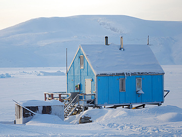 The traditional and remote greenlandic inuit village Kullorsuaq located at the Melville Bay, part of the Baffin Bay, in the far north of West Greenland. America, North America, Greenland, Denmark