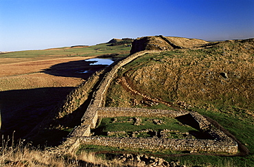 Milecastle 39 to Highsheild, Roman Wall, Hadrian's Wall, UNESCO World Heritage Site, Northumberland (Northumbria), England, United Kingdom, Europe