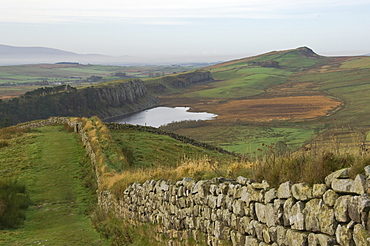 Westward to Crag Lough and Windshields Crag, Hadrians Wall, UNESCO World Heritage Site, Northumbria National Park, Northumberland, England, United Kingdom, Europe