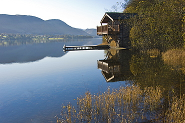 Autumn morning, Lake Ullswater, Lake District National Park, Cumbria, England, United Kingdom, Europe