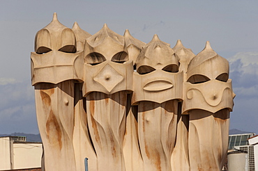 Singing chimneys, The Pop Girls, on the roof of La Pedrera (Casa Mila), an apartment block on Passeig de Gracia, designed by Antonio Gaudi, UNESCO World Heritage Site, Barcelona, Catalunya, Spain, Europe 