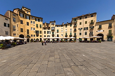 Piazza Anfiteatro, Lucca, Tuscany, Italy, Europe