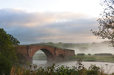 Autumn, early morning, Eden Bridge, Lazonby, Eden Valley, Cumbria, England, United Kingdom, Europe 