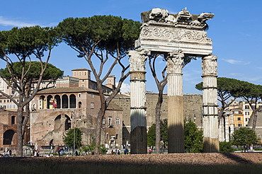 Basilica Aemilia, near Trajans Markets, Ancient Roman Forum, UNESCO World Heritage Site, Rome, Lazio, Italy, Europe