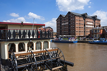 Gloucester Historic Docks, Dock Basin with paddle steamer, former warehouses, Gloucester, Gloucestershire, England, United Kingdom, Europe