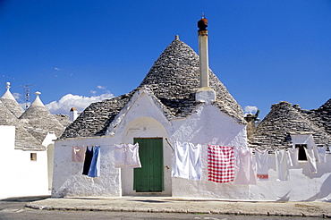 Trulli houses, Alberobello, UNESCO World Heritage Site, Puglia, Italy, Europe