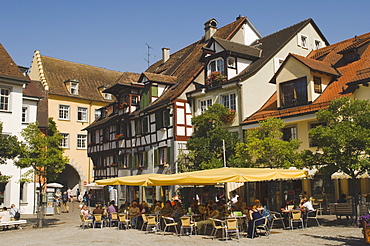 Pavement cafe in main square, traditional architecture, Meersberg, Baden-Wurttemberg, Lake Constance, Germany, Europe