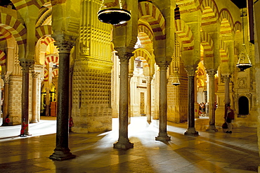 Interior of the Great Mosque (Mezquita) and cathedral, UNESCO World Heritage Site, Cordoba, Andalucia (Andalusia), Spain, Europe