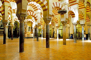 Interior of the Great Mosque (Mezquita) and cathedral, UNESCO World Heritage Site, Cordoba, Andalucia (Andalusia), Spain, Europe