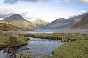 Lake Wastwater, Great Gable, Scafell, Scafell Pike, Yewbarrow, Lake District National Park, Cumbria, England, United Kingdom, Europe