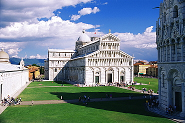 The Duomo (cathedral), Piazza del Duomo, UNESCO World Heritage Site, Pisa, Tuscany, Italy, Europe