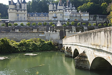 The Chateau d'Usse, supposedly the insiration for Charles Perrault's Sleeping Beauty, and River Indre, Indre-et-Loire, Loire Valley, France, Europe