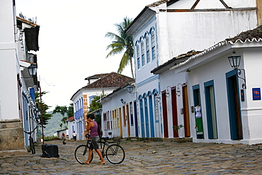 Typical colonial houses in the historic part of Paraty (Parati), Rio de Janeiro State, Brazil, South America