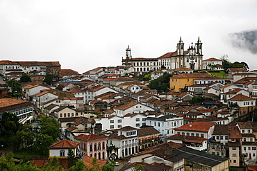 A view over the town of Ouro Preto from near the church of Sao Francisco de Paula, Ouro Preto, UNESCO World Heritage Site, Minas Gerais, Brazil, South America 