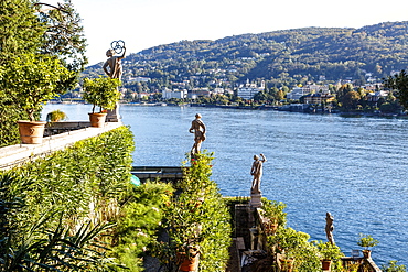 The Borromeo's Palace and gardens on Isola Bella, Borromean Islands, Lake Maggiore, Italian Lakes, Piedmont, Italy, Europe