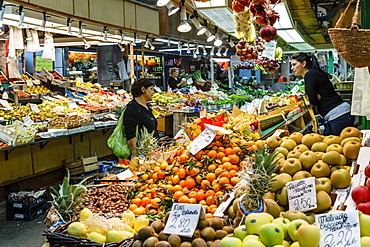 Mercato Orientale (Eastern Market), Genoa, Liguria, Italy, Europe