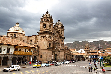 View over Iglesia de la Compania de Jesus church and La Merced church, Cuzco, UNESCO World Heritage Site, Peru, South America 