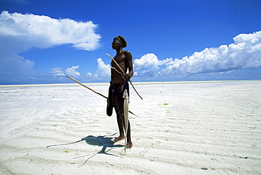 Fisherman on beach, Zanzibar, Tanzania, East Africa, Africa