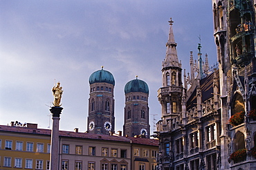 Frauenkirche towers and Mariensaule (St. Mary's Column), Munich, Bavaria, Germany, Europe