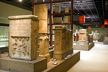 The Roman-German museum (Romisch-Germanisches Museum), Cologne, North Rhine Westphalia, Germany, Europe