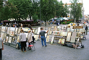 Artists displaying pictures for sale in Didzioji Gatve, Vilnius, Lithuania, Baltic States, Europe